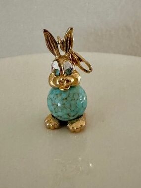 Rare Vintage Monet Bunny Rabbit Gold Plate Charm w/ Turquoise Peking Bead